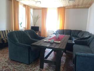 Дома для отпуска Cottage on Krasnopartizanskaya Гродно Дом для отпуска-30