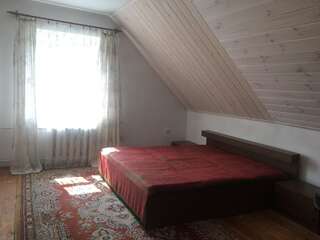 Дома для отпуска Cottage on Krasnopartizanskaya Гродно Дом для отпуска-35