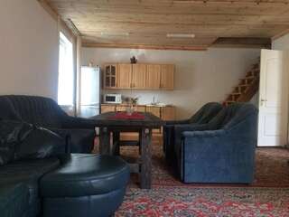 Дома для отпуска Cottage on Krasnopartizanskaya Гродно Дом для отпуска-61